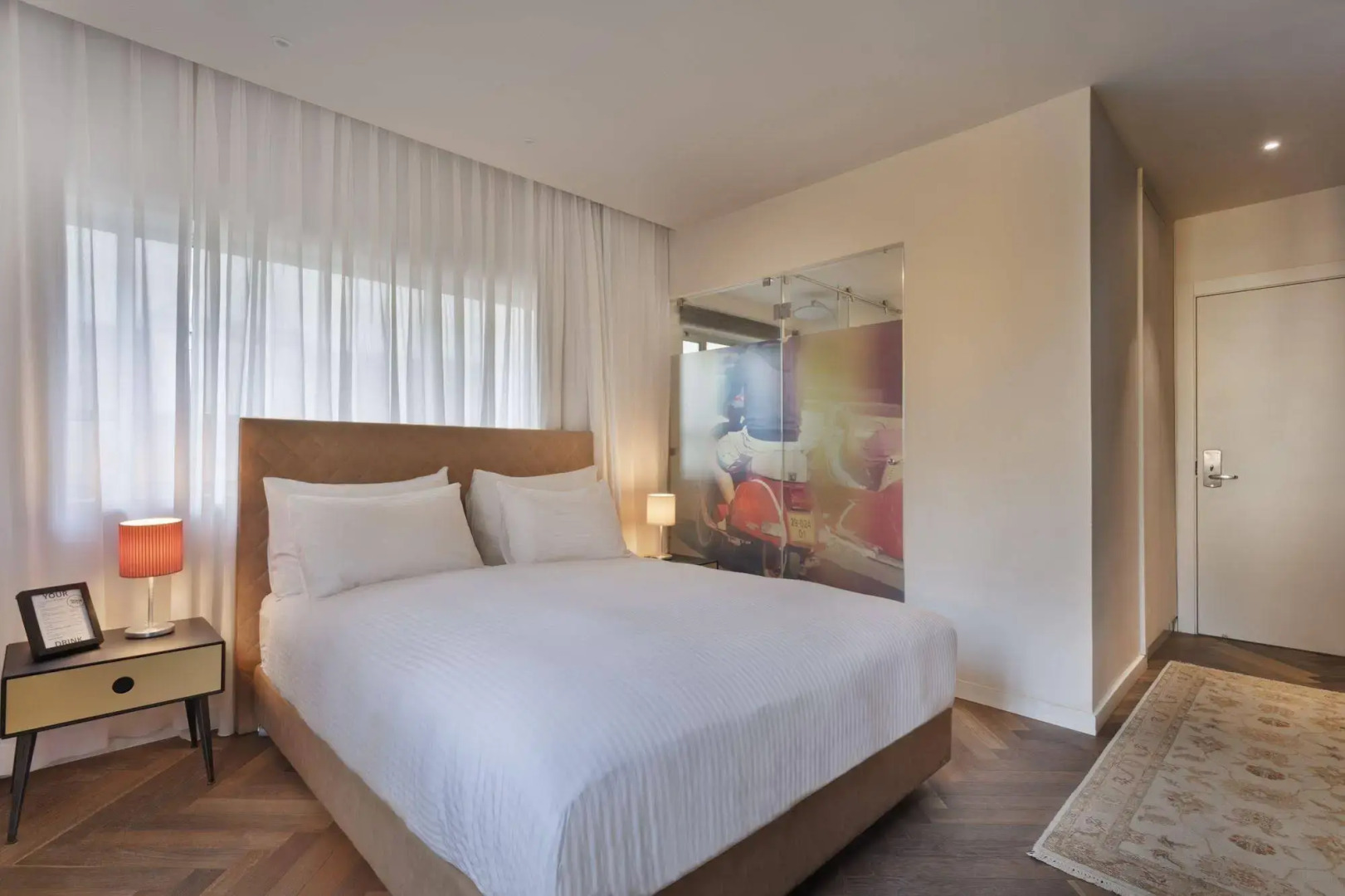 Photo - Jacob Shenkin Hotel