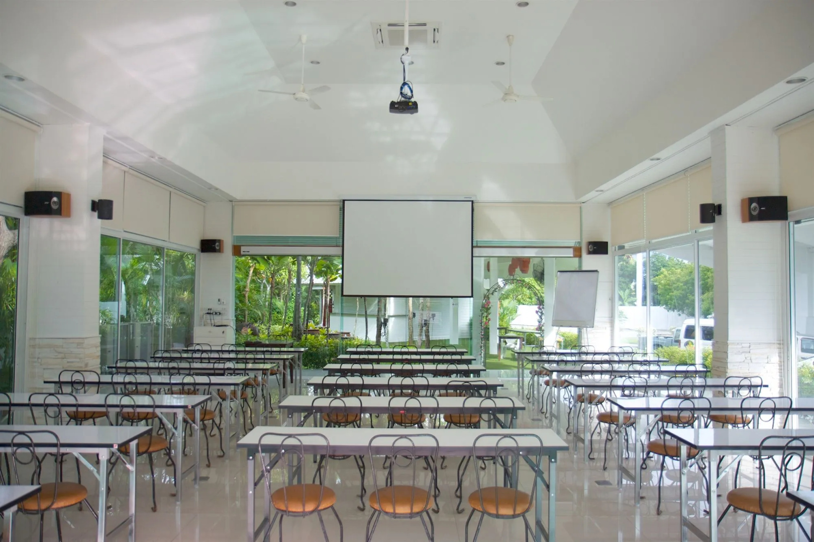 Foto - Charn Residence