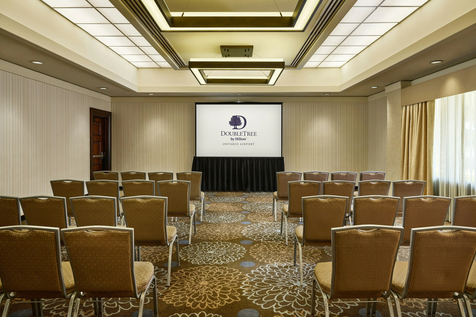 Foto - DoubleTree by Hilton Ontario Airport