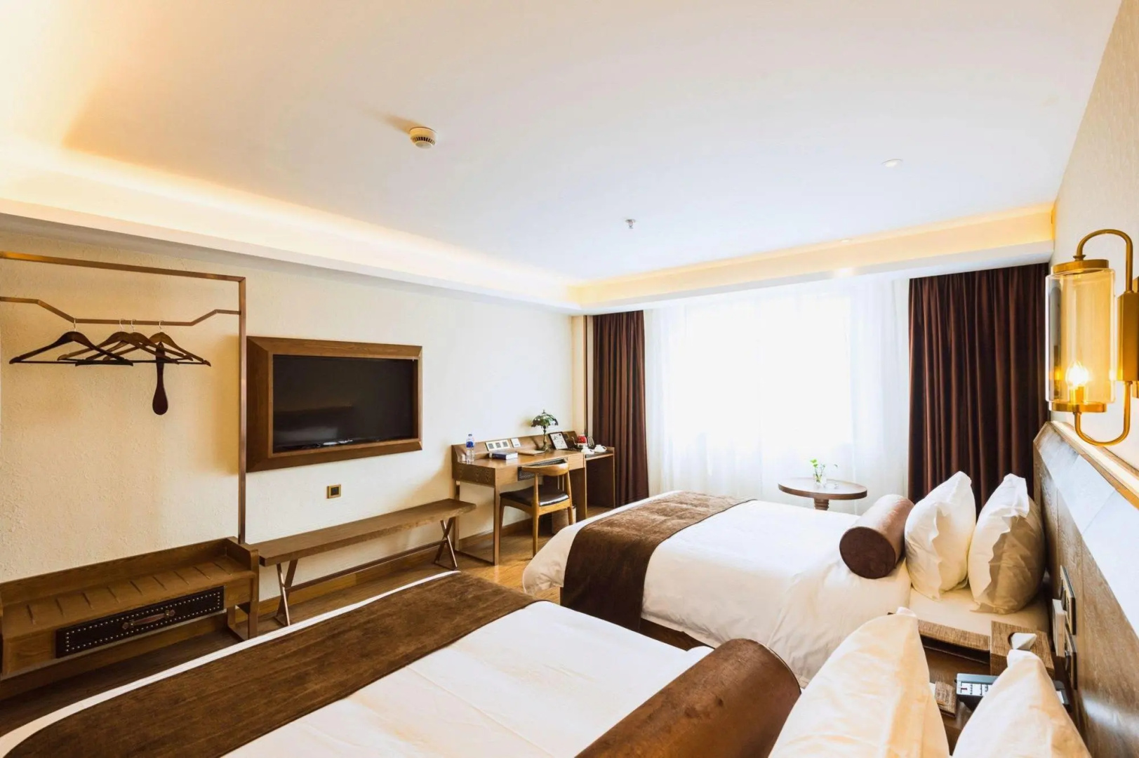 Haofeng Yazhi Hotel (Shanghai International Resort Tangzhen Metro Station)