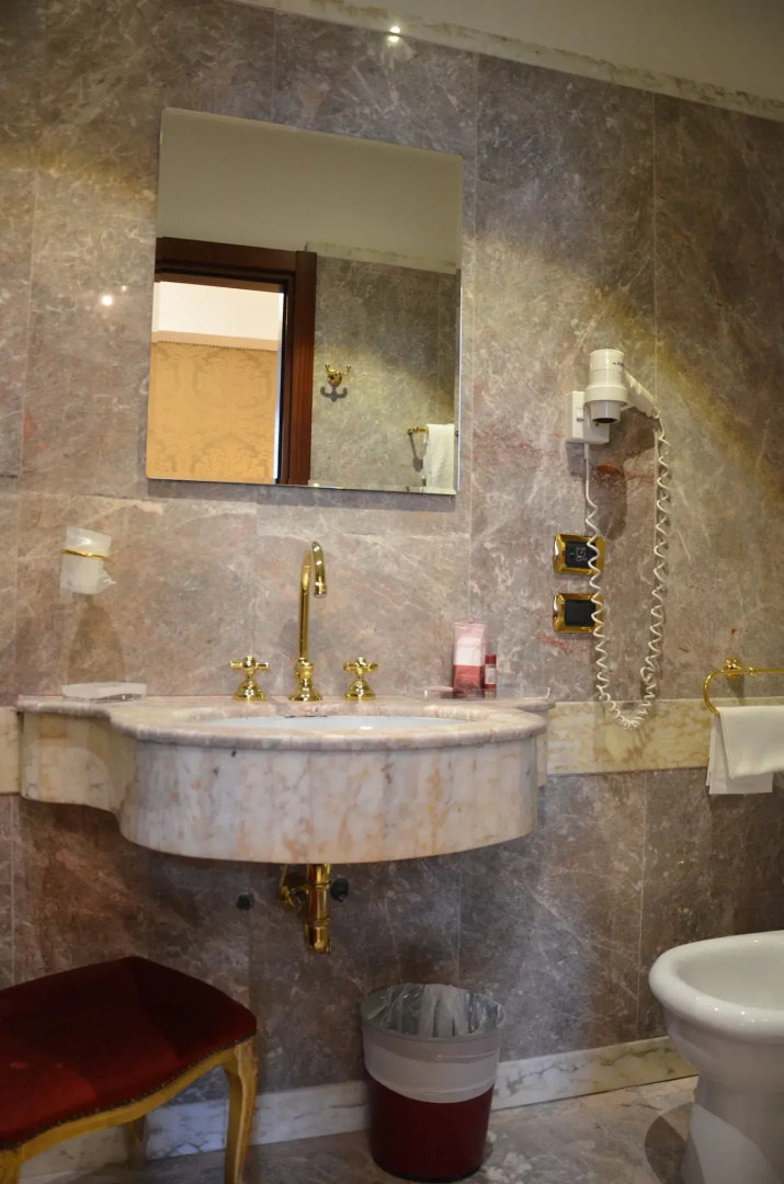 Photo - Hotel Des Epoques