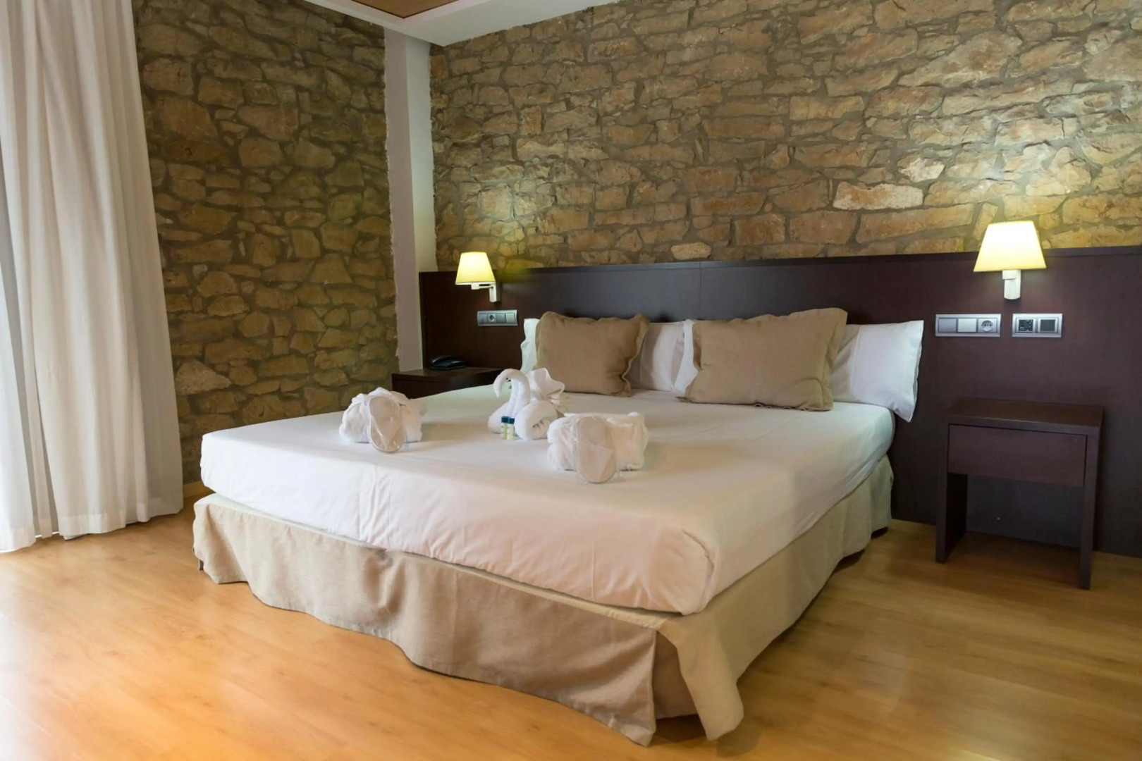 Foto - Iberik Rocallaura Balneari