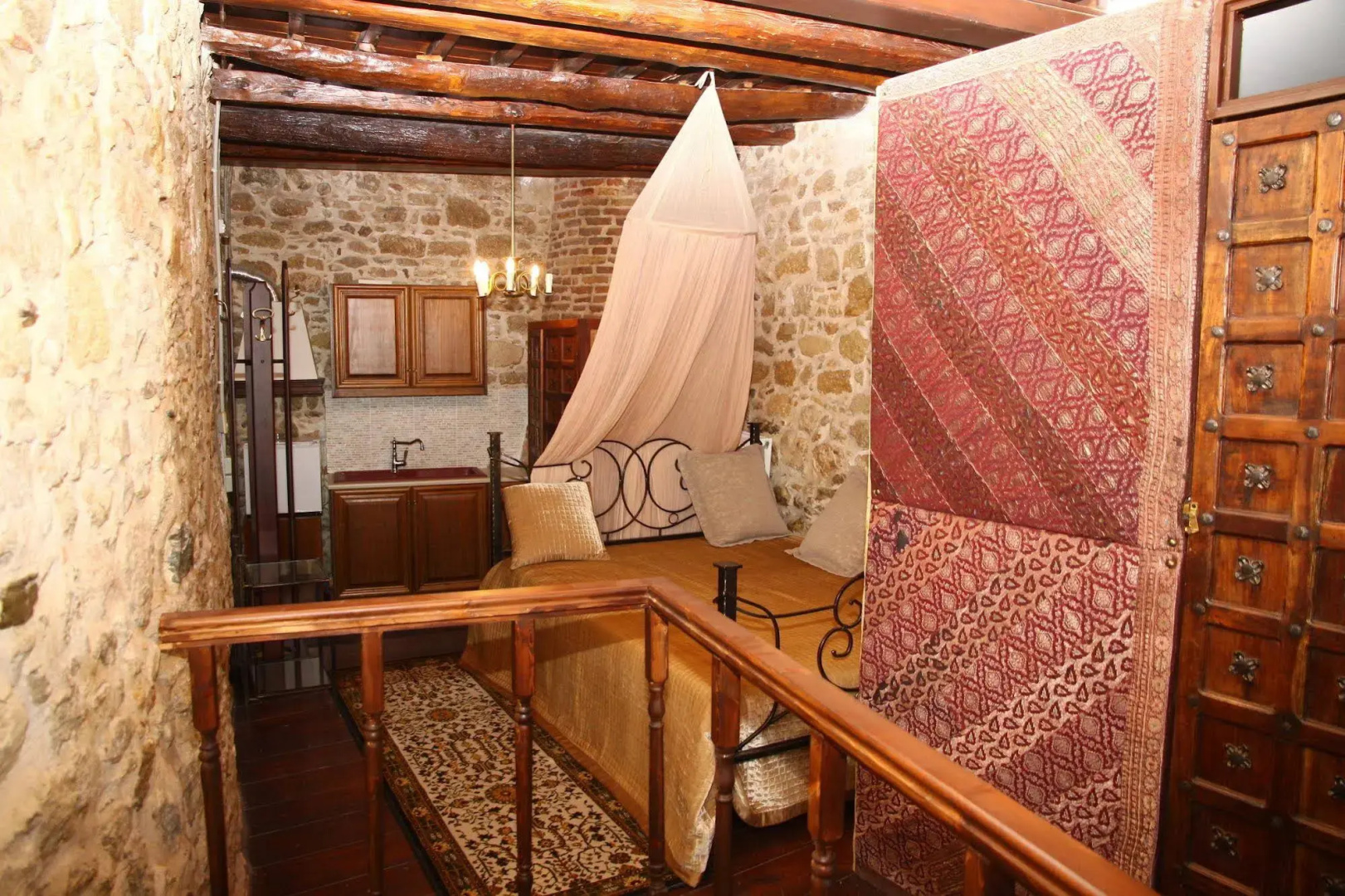 Photo - Traditional Cretan Houses,Agios Myronas