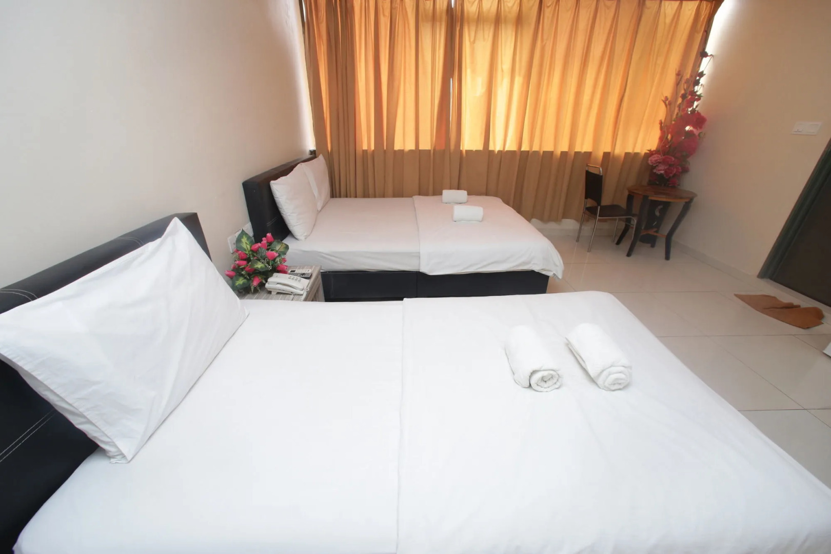 Photo - Safari Hotel