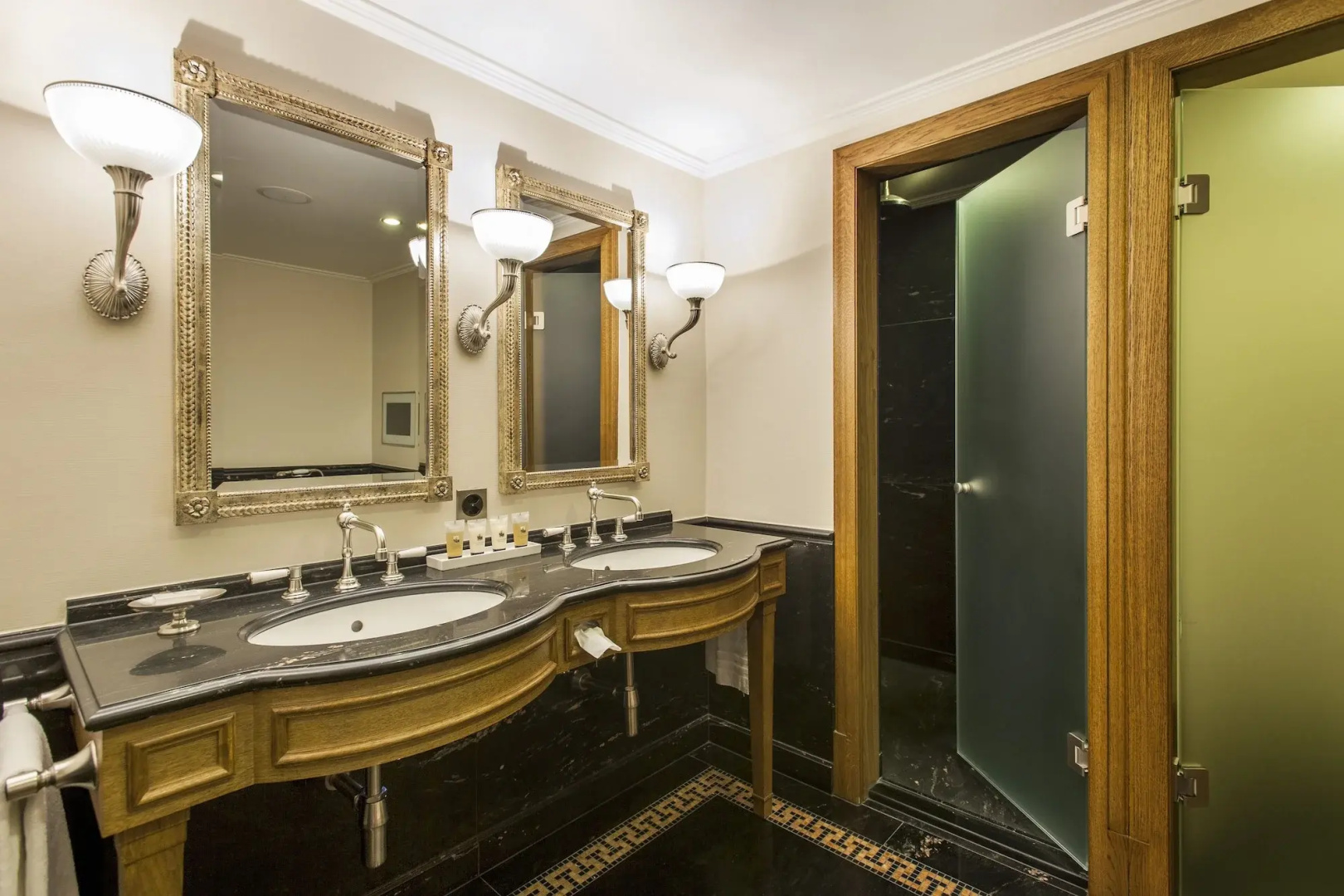 Foto - Grand Hotel Les Trois Rois