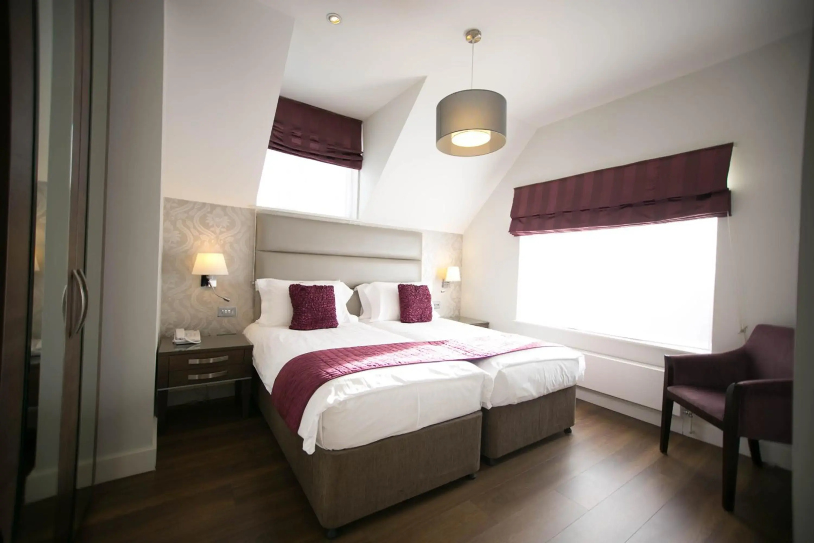 Photo - The Pillar Hotel