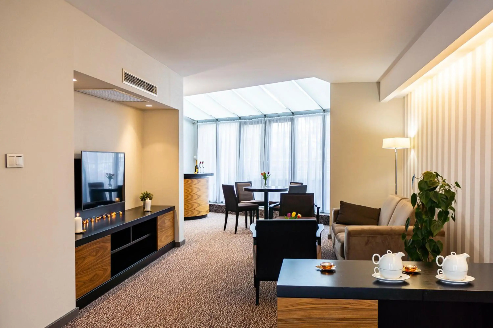 Foto - Hotel Avance