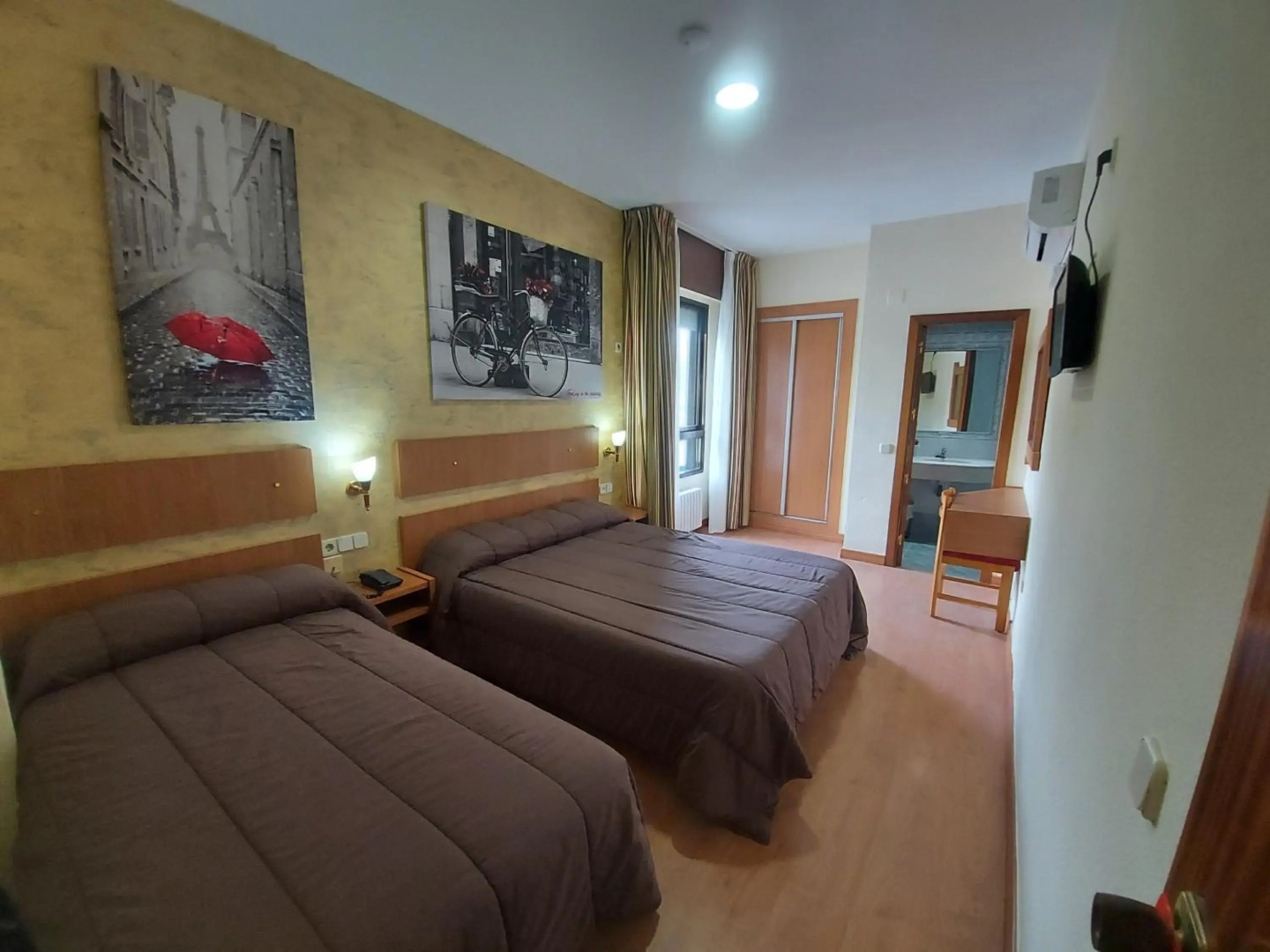 Photo - Hotel Castilla