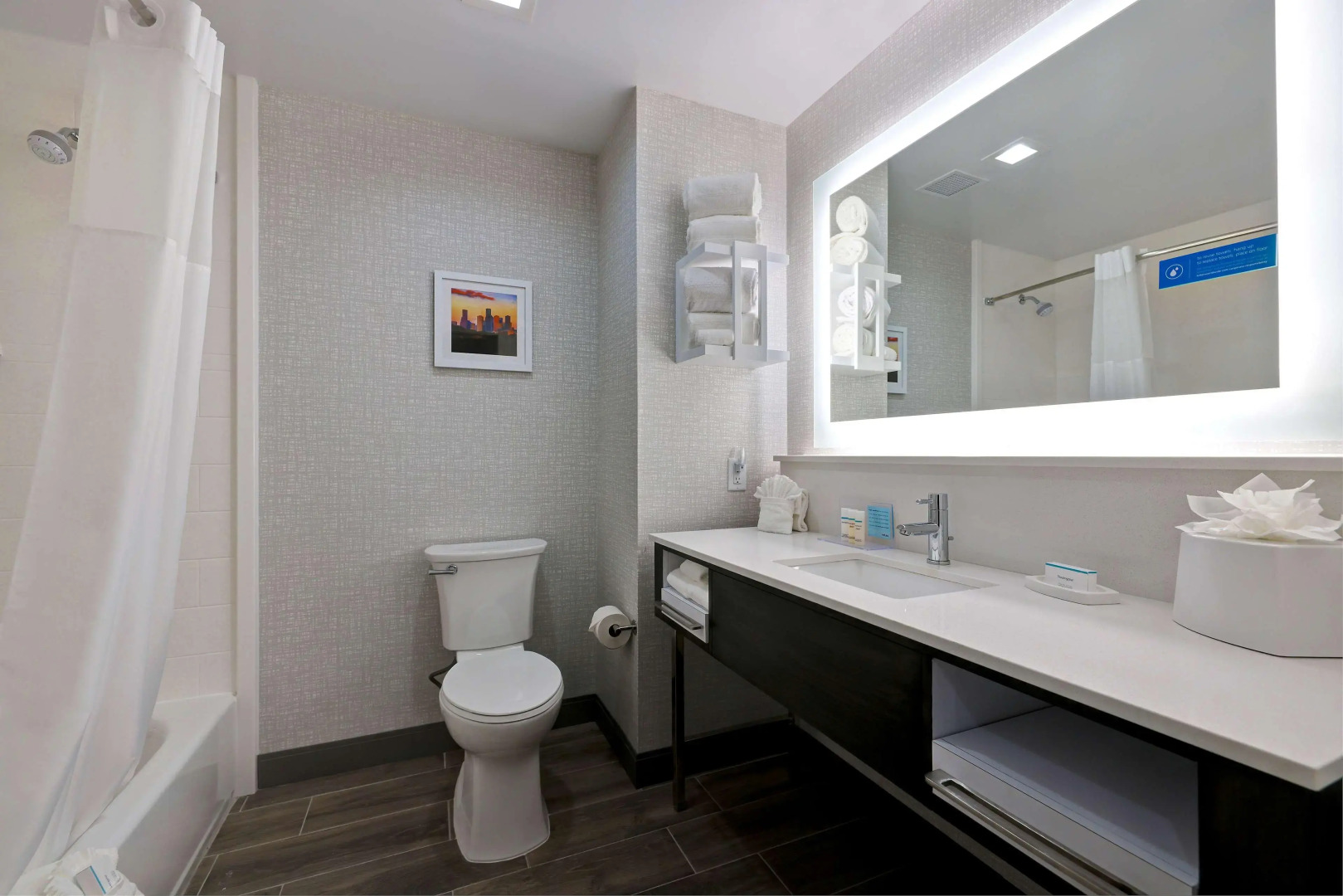 Photo - Hampton Inn & Suites Houston East Beltway 8, Tx