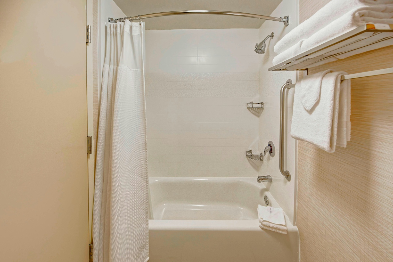 Photo - Fairfield Inn & Suites by Marriott Near Universal Orlando