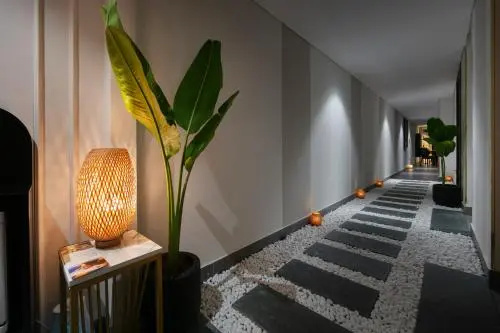 Photo - Le Premier Hotel & Rooftop Bar