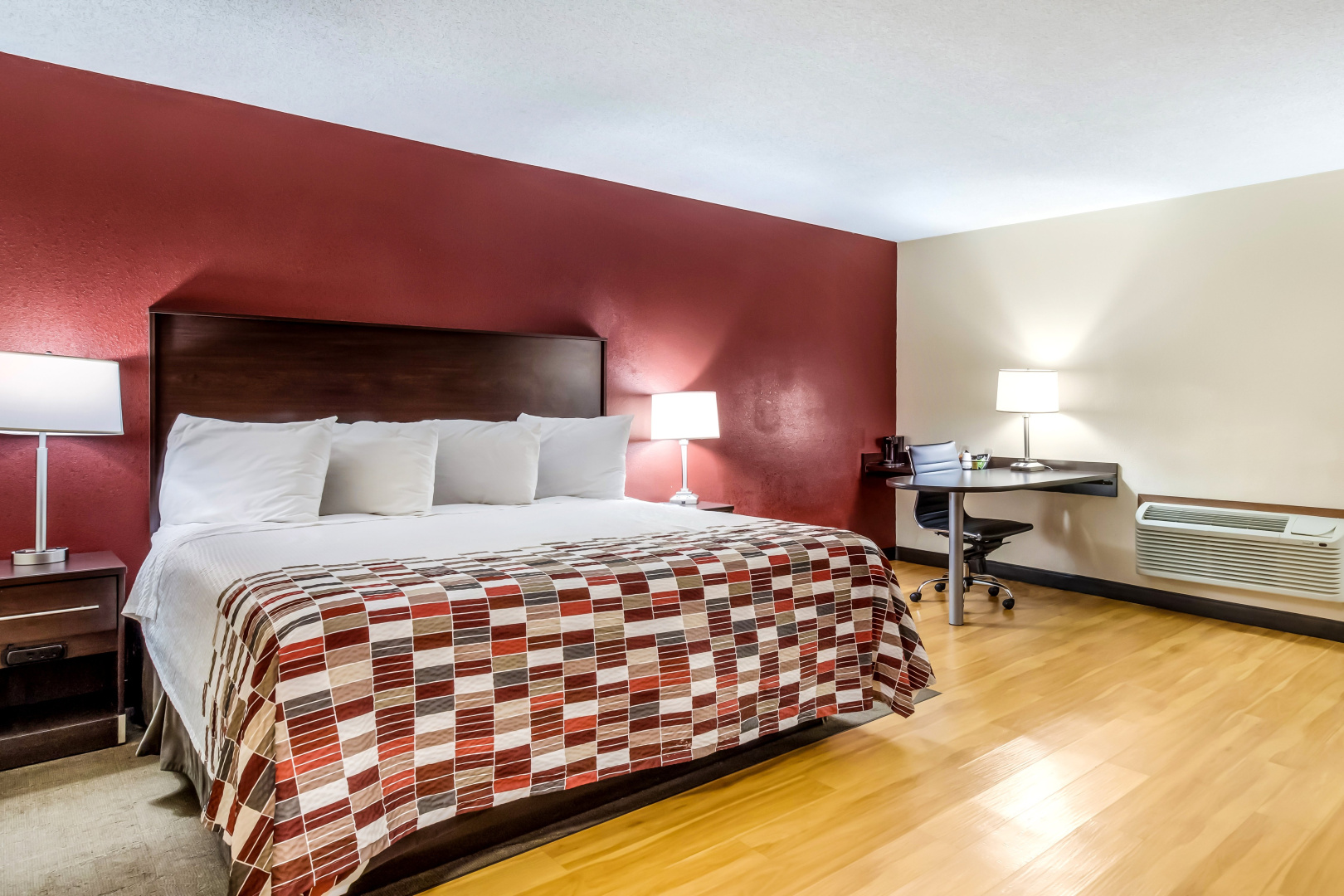 Photo - Red Roof Inn Chicago - Alsip