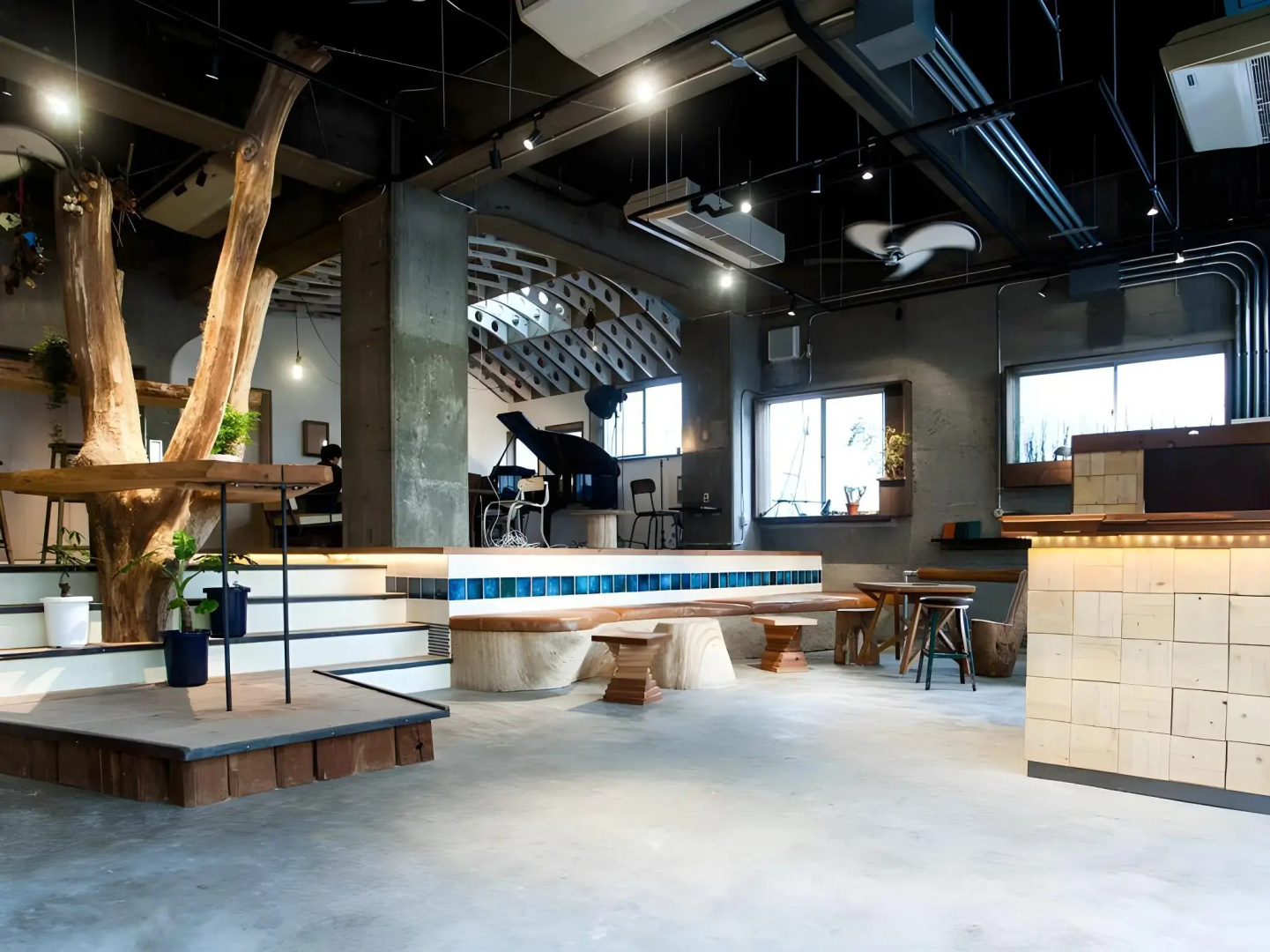 Photo - Nui. HOSTEL & BAR LOUNGE