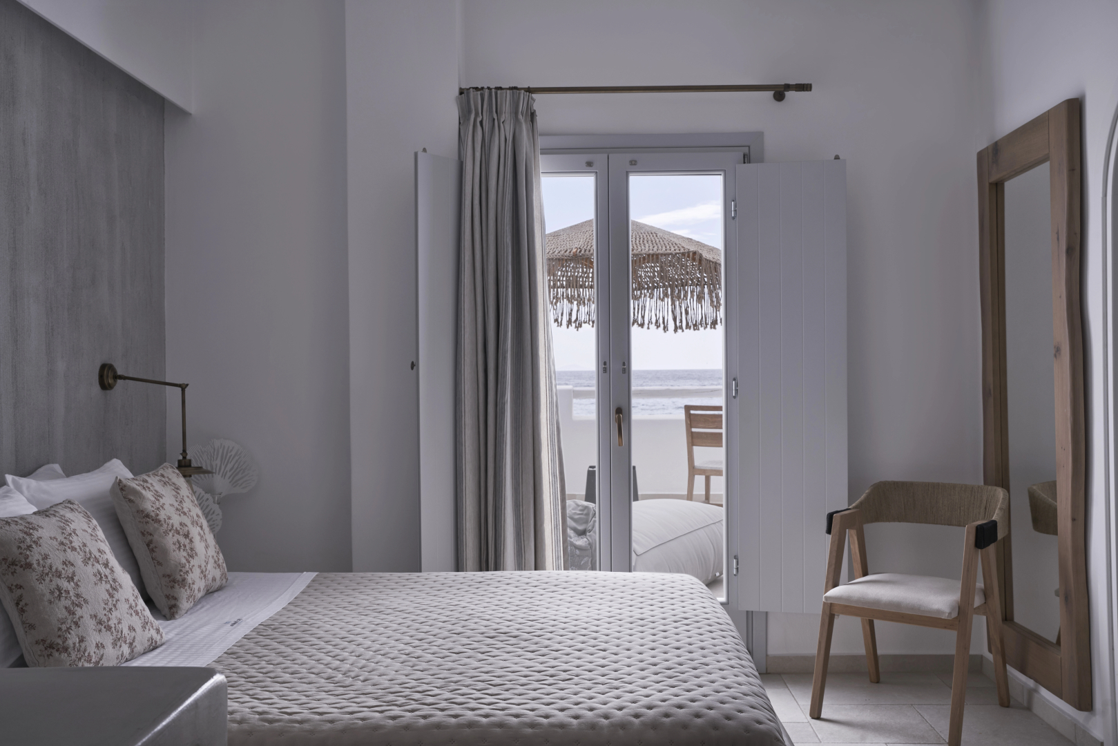 Photo - Makris Beach Hotel