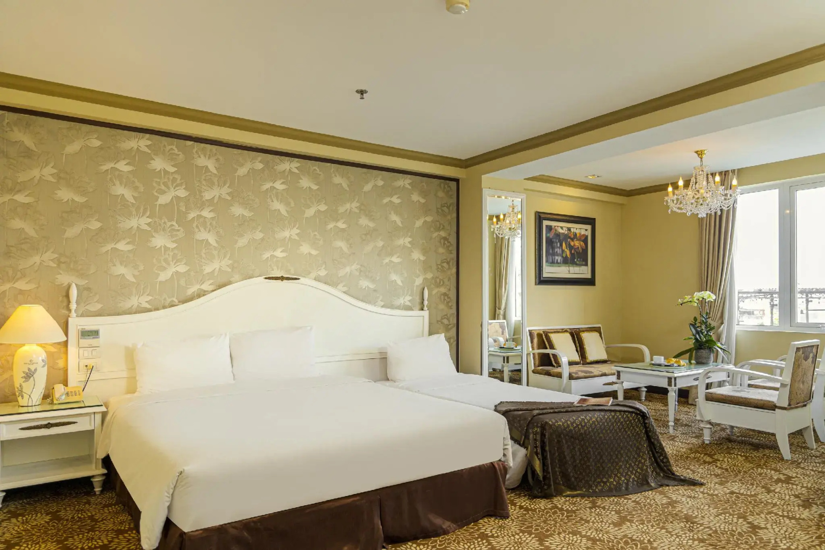 Photo - Chalcedony Grand Hotel