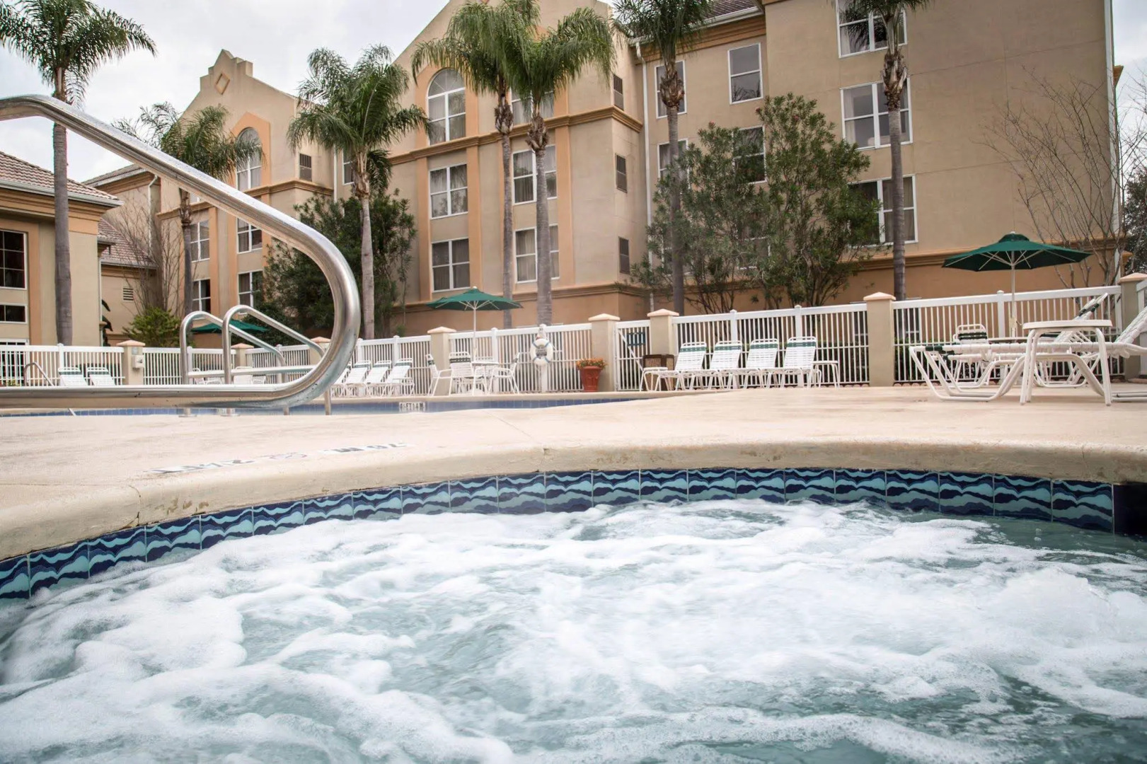 Foto - SureStay Plus by Best Western Orlando Lake Buena Vista