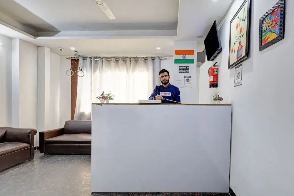 Photo - Mauryan Elite Hotel Qutab Minar Metro Station