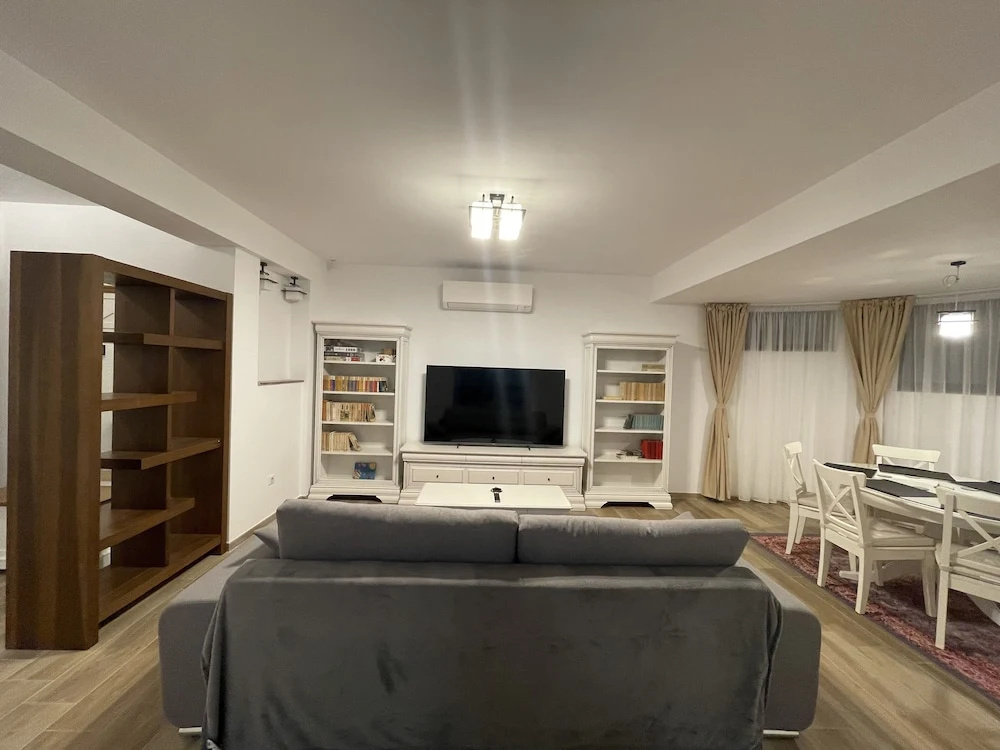 Photo - Iarca Inn