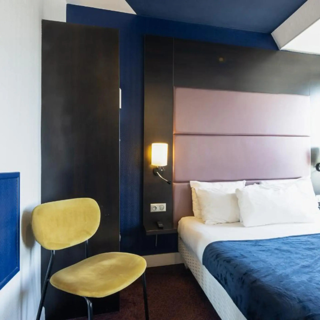 Foto - Accueil Hôtel Paris Pigalle Montmartre - Hôtel rénové