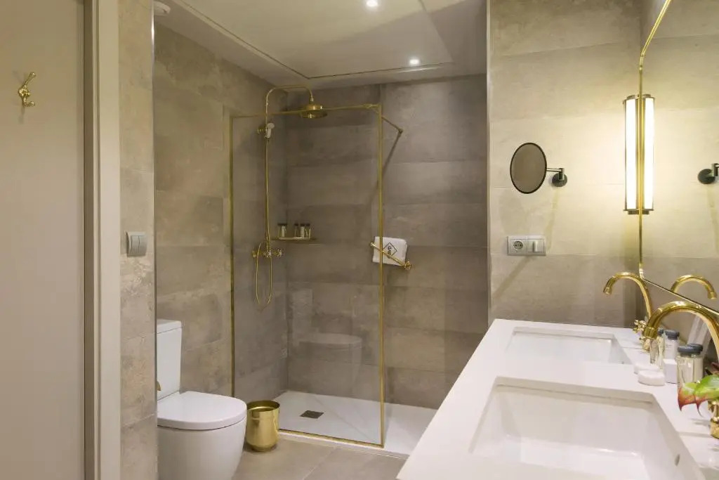 Photo - El Avenida Palace