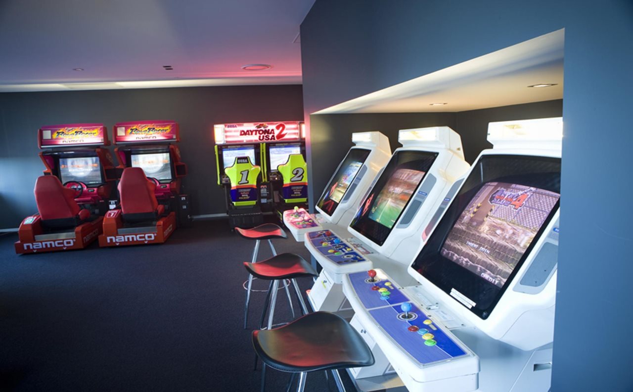 Photo - Mantra Circle On Cavill