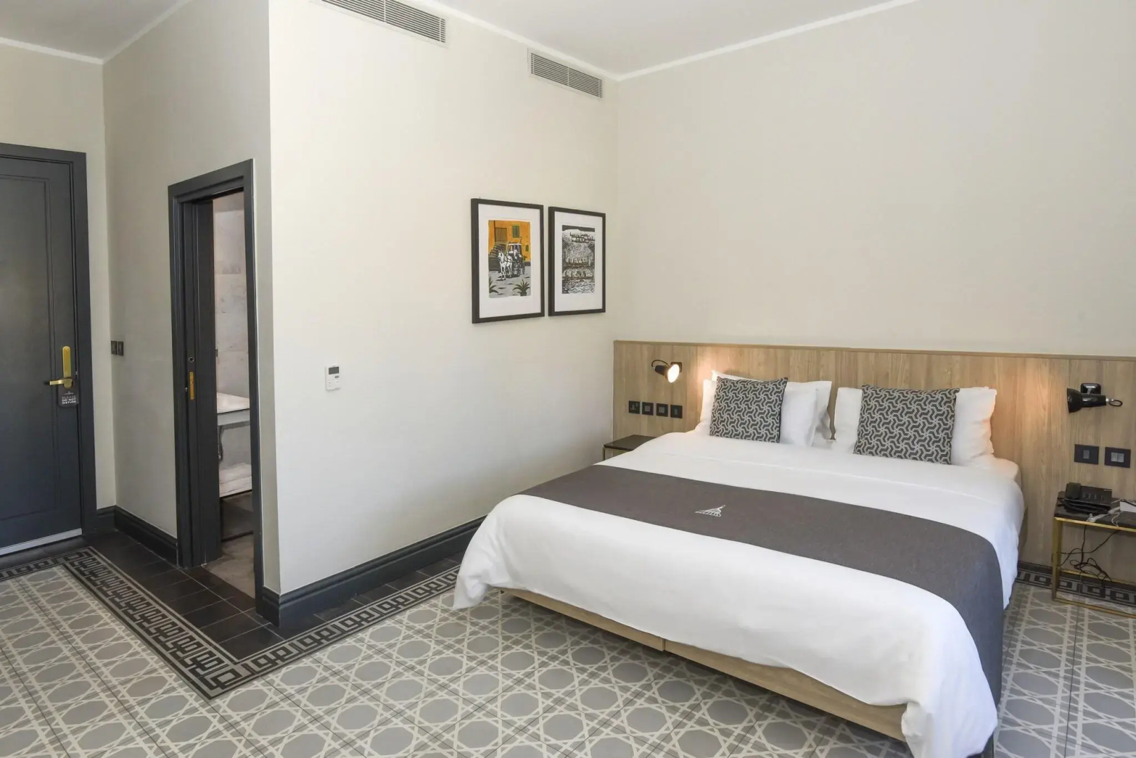 Photo - La Falconeria Hotel
