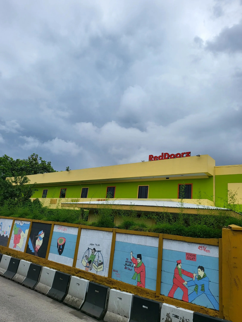 Photo - RedDoorz Plus near Ancol