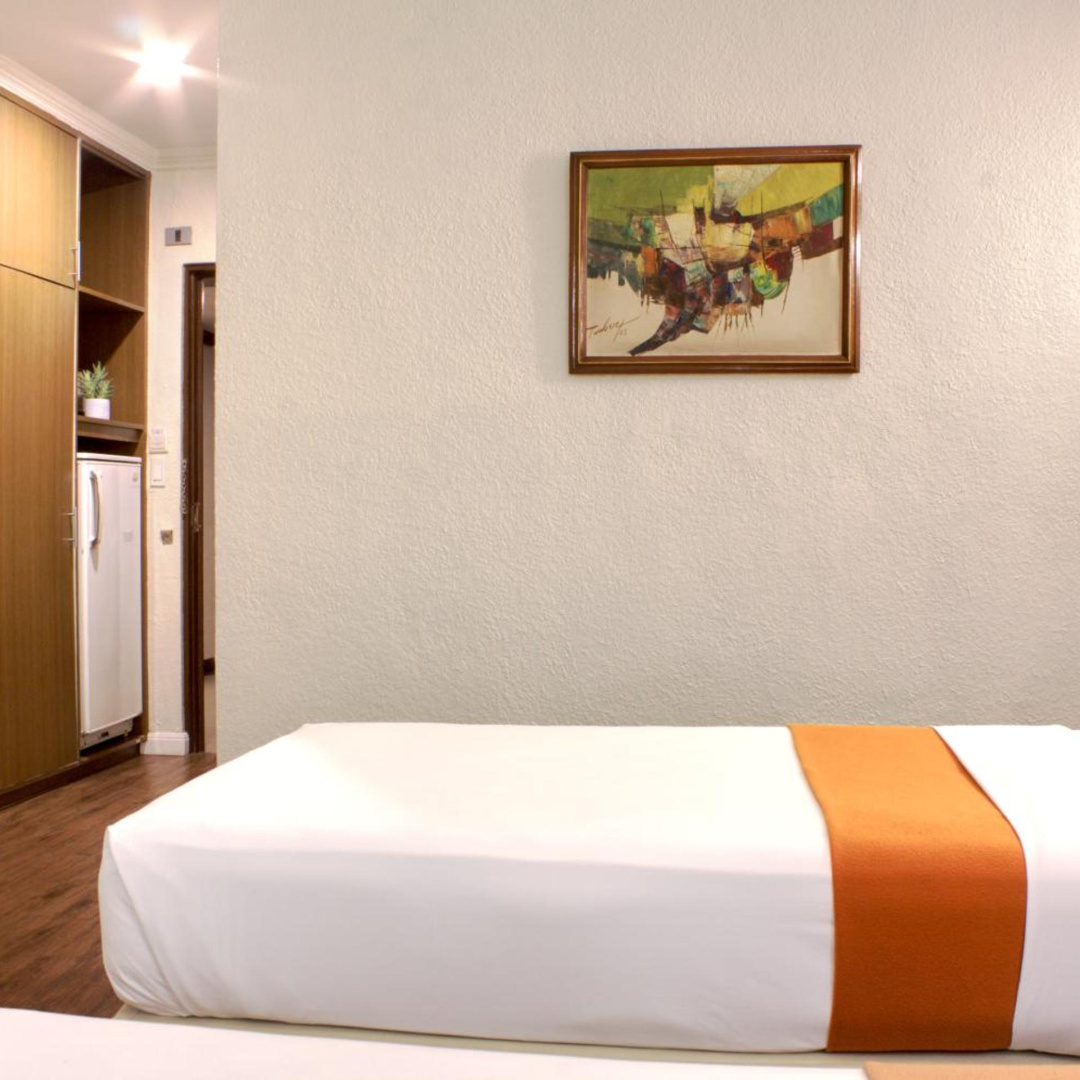 Photo - Rothman Hotel