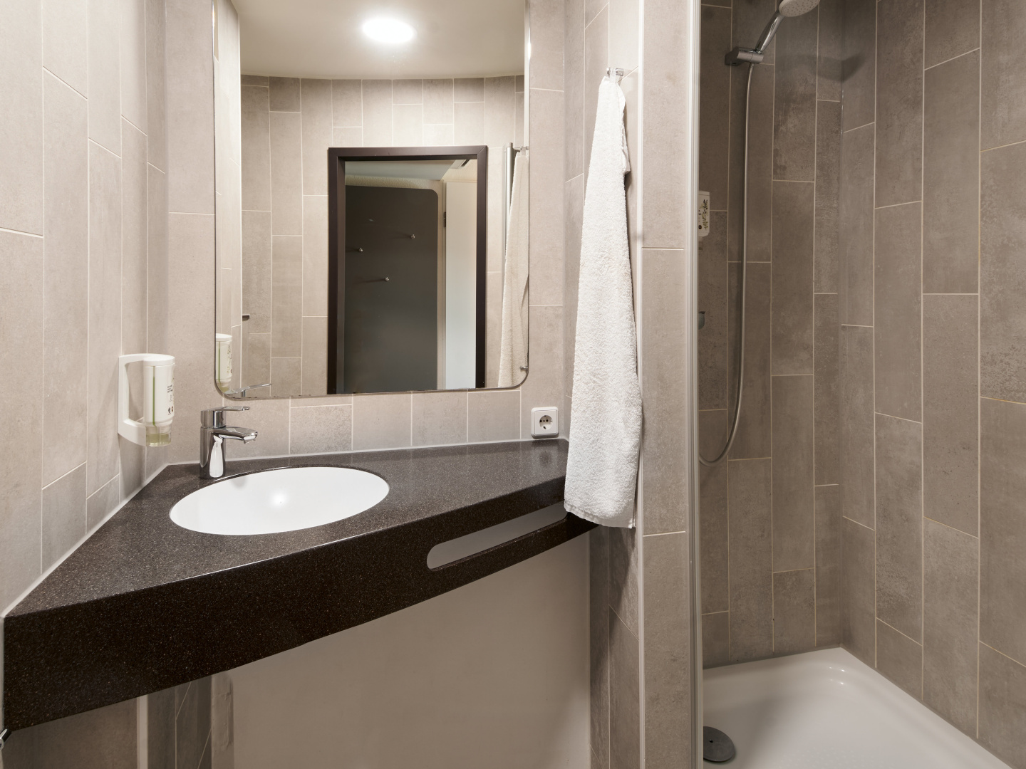 Foto - B&B Hotel Offenbach-Süd