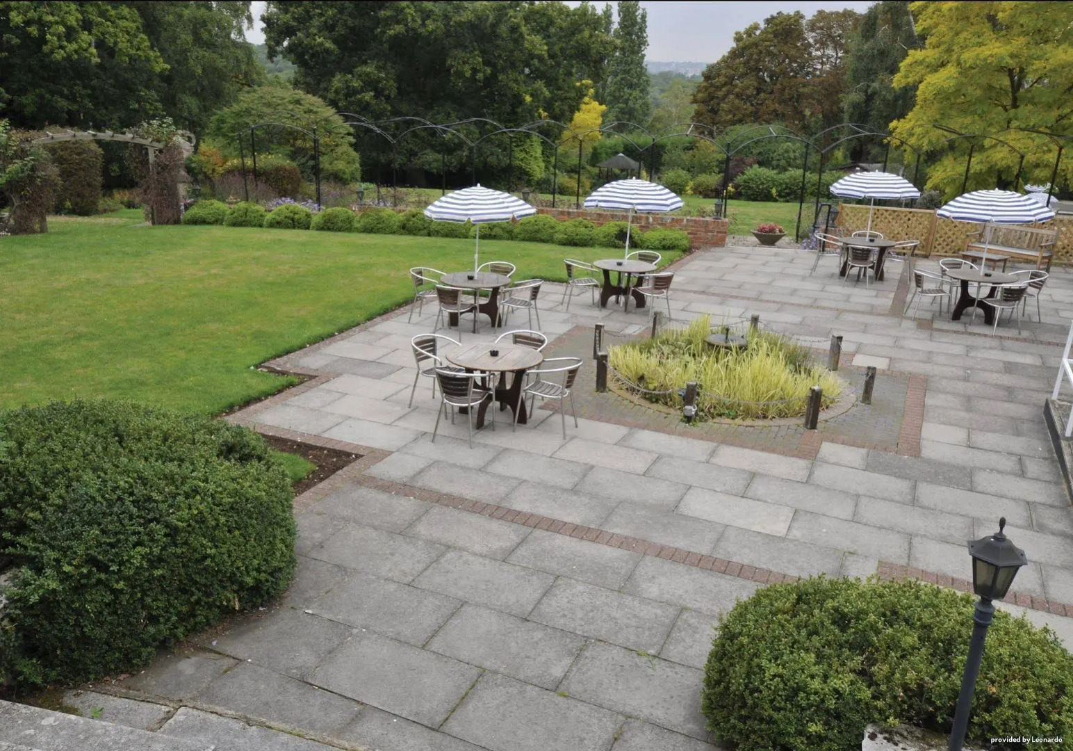 Foto - Bromley Court Hotel London