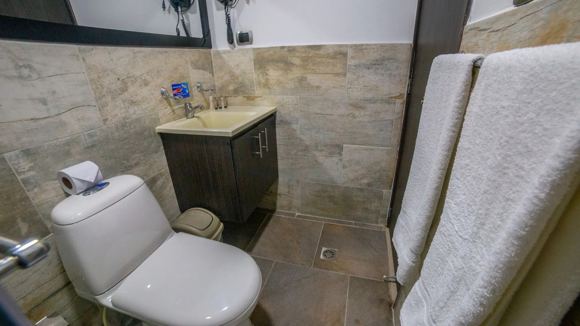 Photo - Azor Hotel Cali Versalles