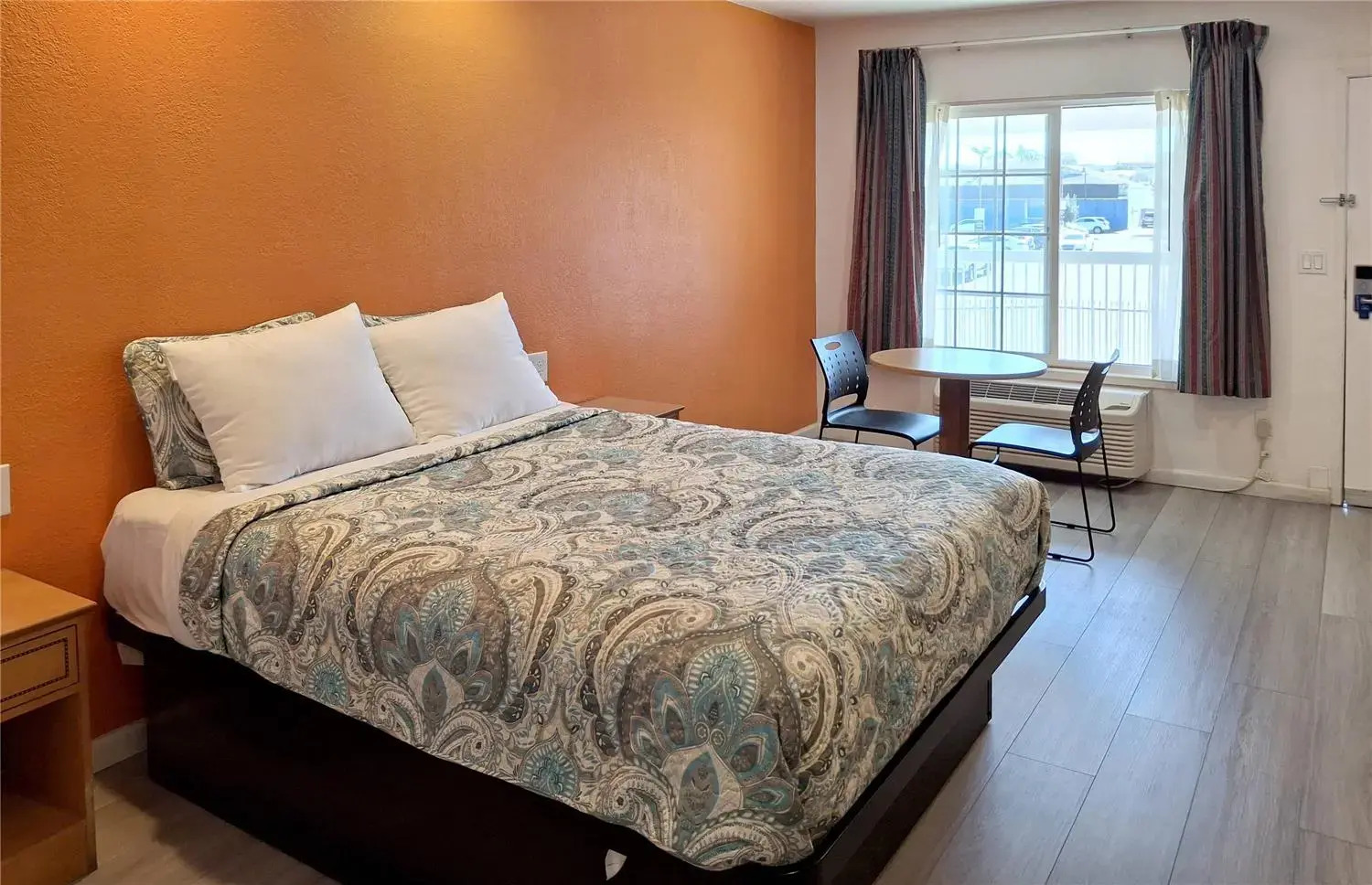 Photo - Rodeway Inn Alameda-Oakland