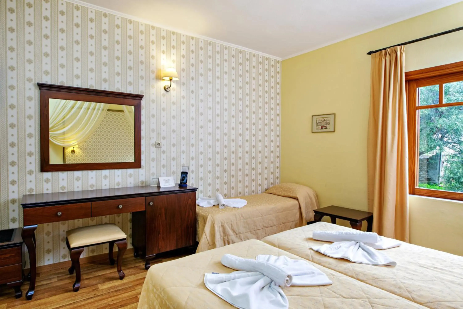 Photo - Halepa Hotel