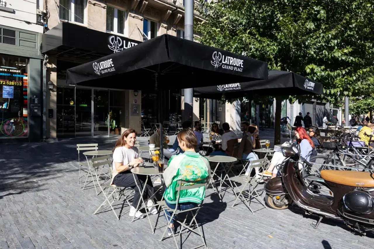 Foto - LATROUPE Grand Place Hostel