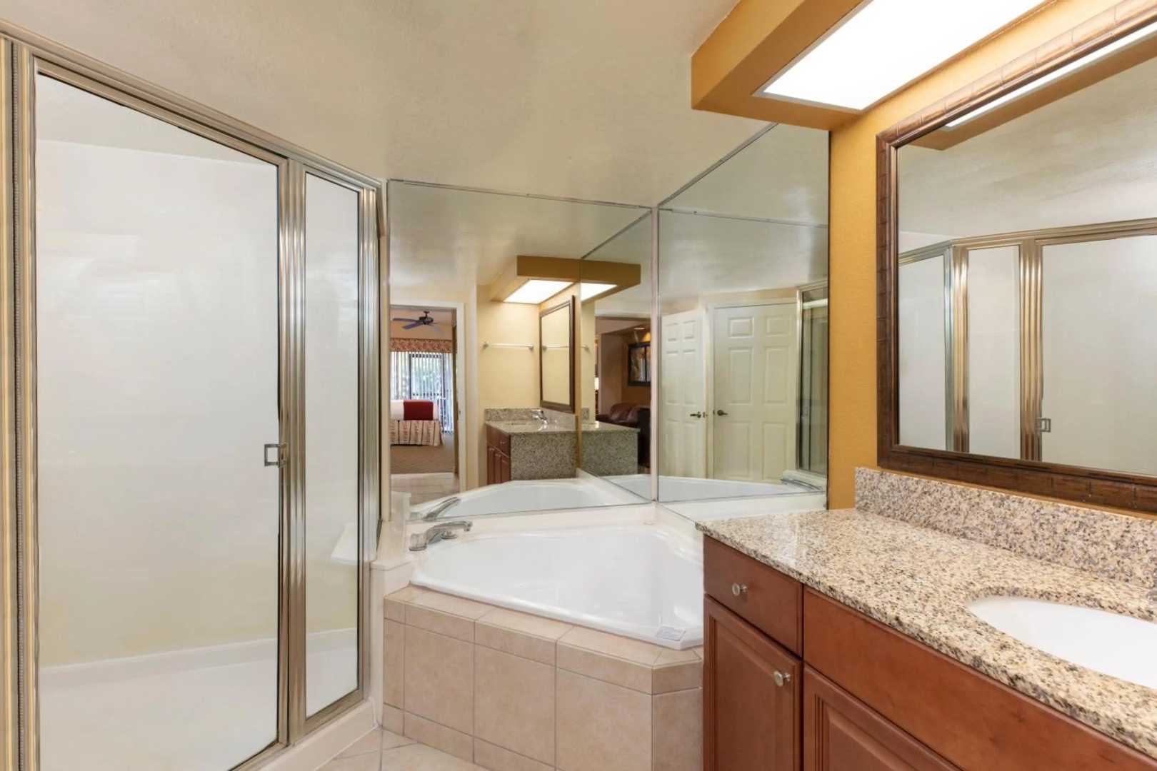 Photo - Westgate Lakes Resort & Spa 