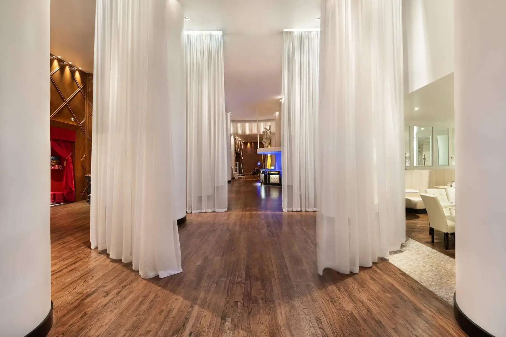Photo - The Saint Hotel, New Orleans, French Quarter