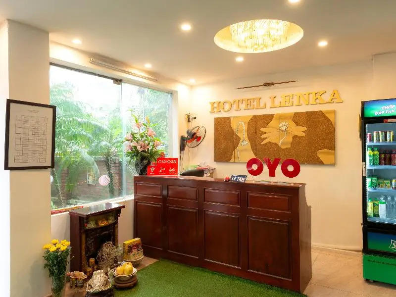 Foto - OYO 472 Lenka Hotel