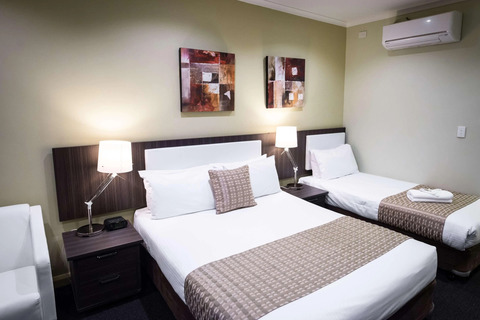 Foto - Best Western Airport Motel and Convention Centre