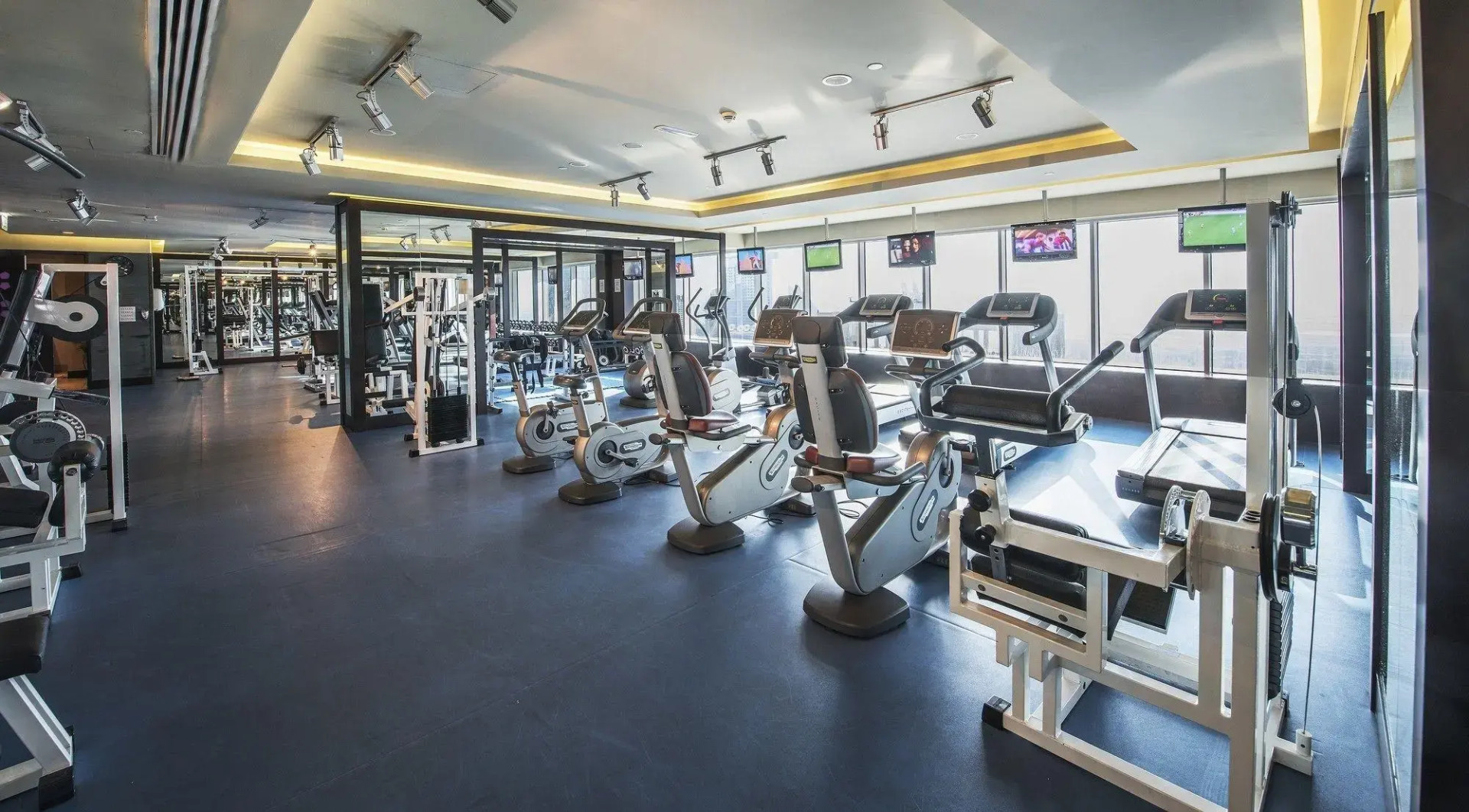 Foto - Emirates Grand Hotel