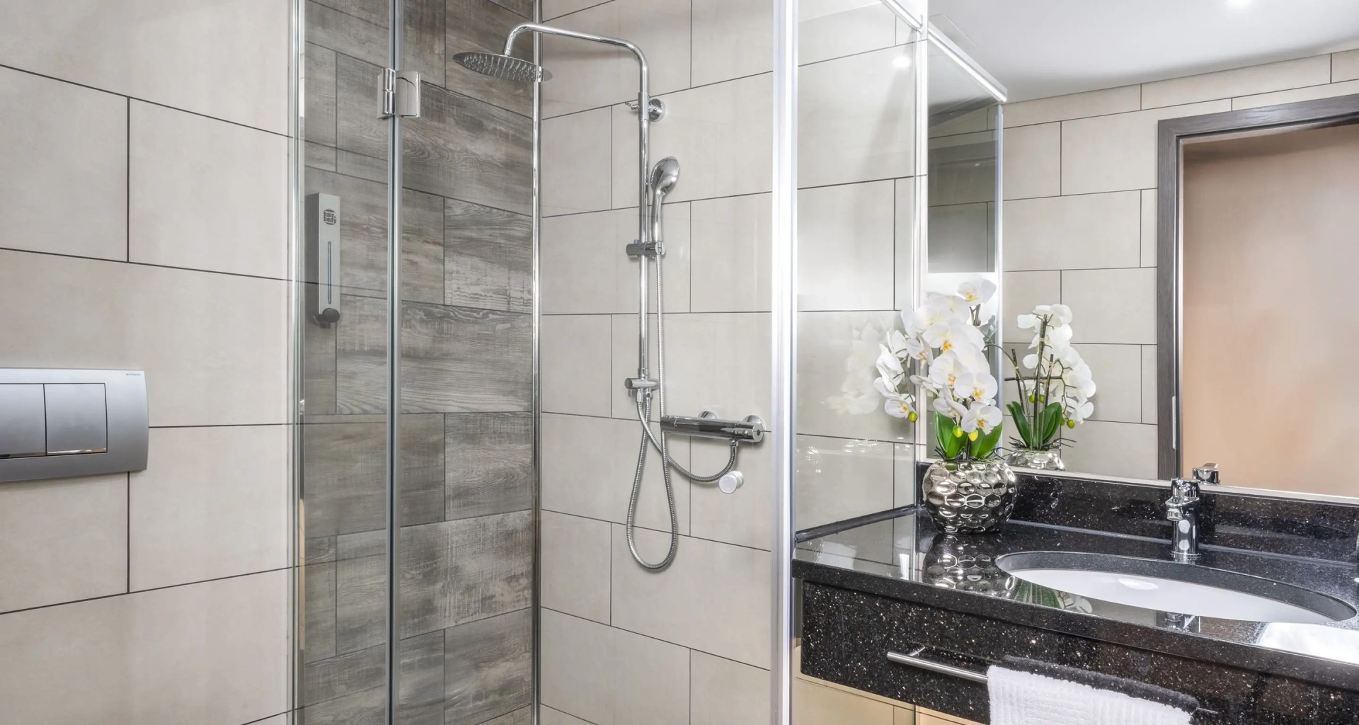 Photo - PLAZA Premium Parkhotel Norderstedt