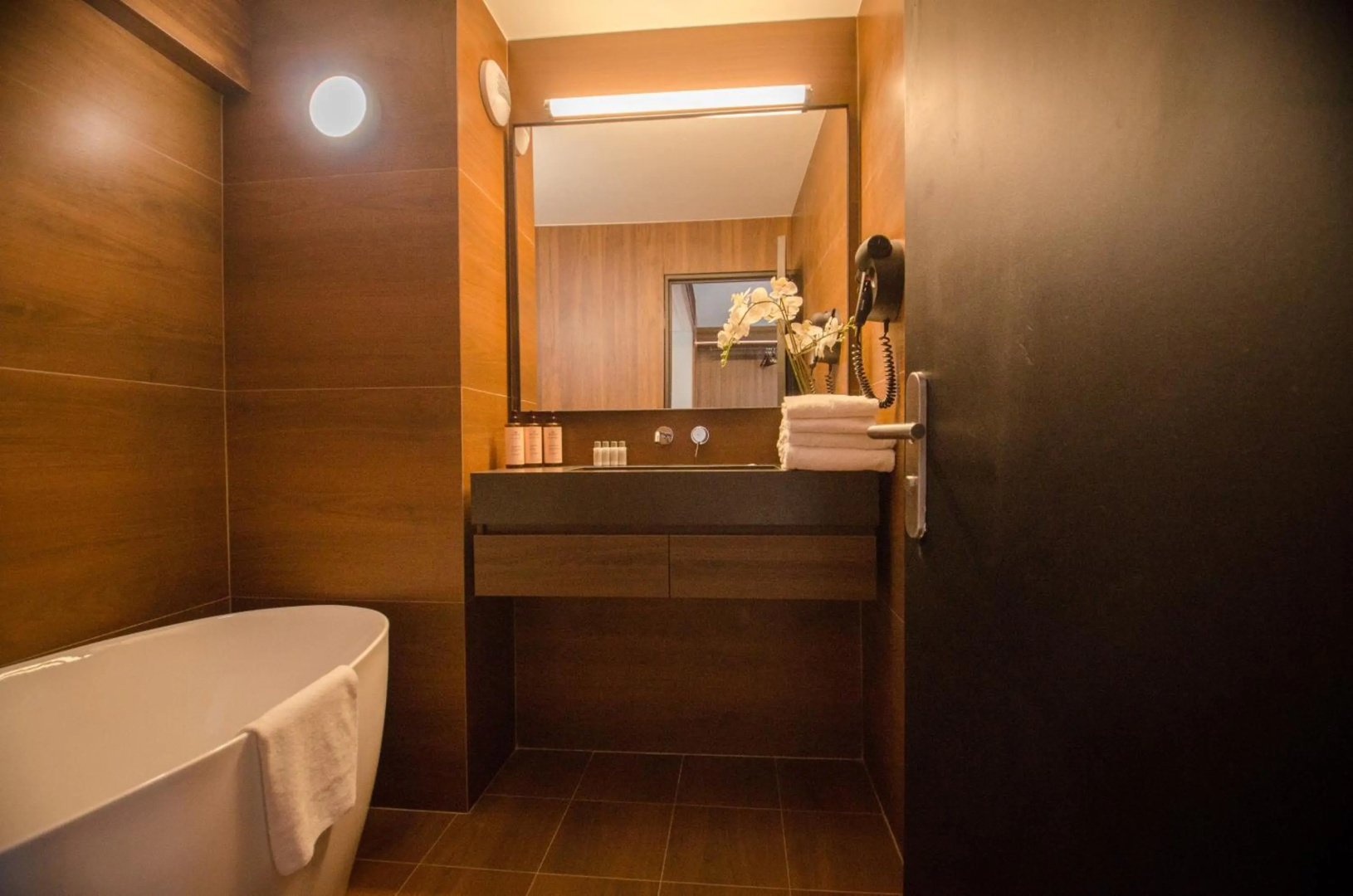 Photo - Golden Tulip Villepinte Roissy — Parc Des Expositions Hotel