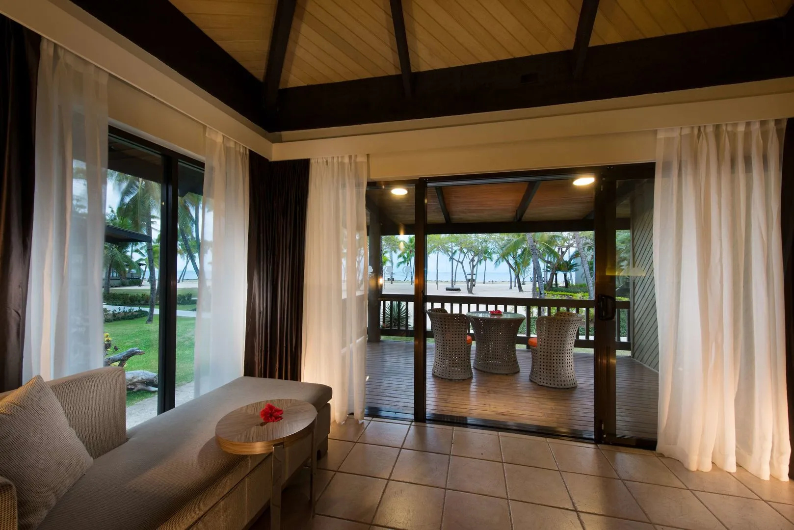 Foto - DoubleTree Resort by Hilton Hotel Fiji - Sonaisali Island