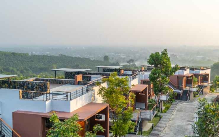 Sky View Luxury Pool Villa Suratthani