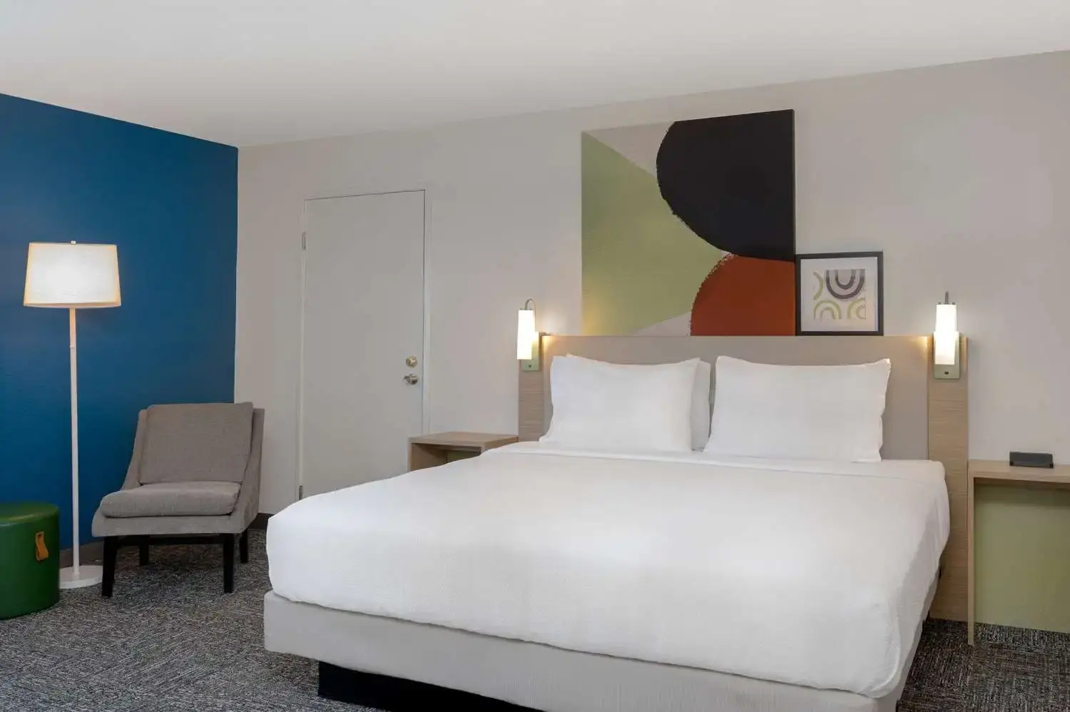 Foto - Spark by Hilton Savannah Midtown
