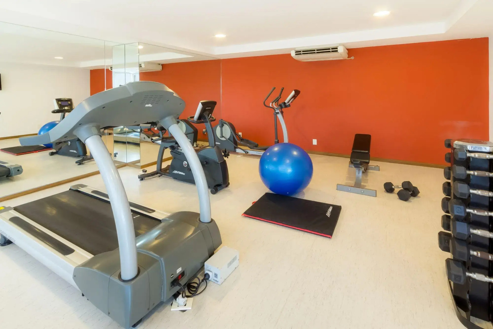 Photo - Real Colonia Hotel & Suites