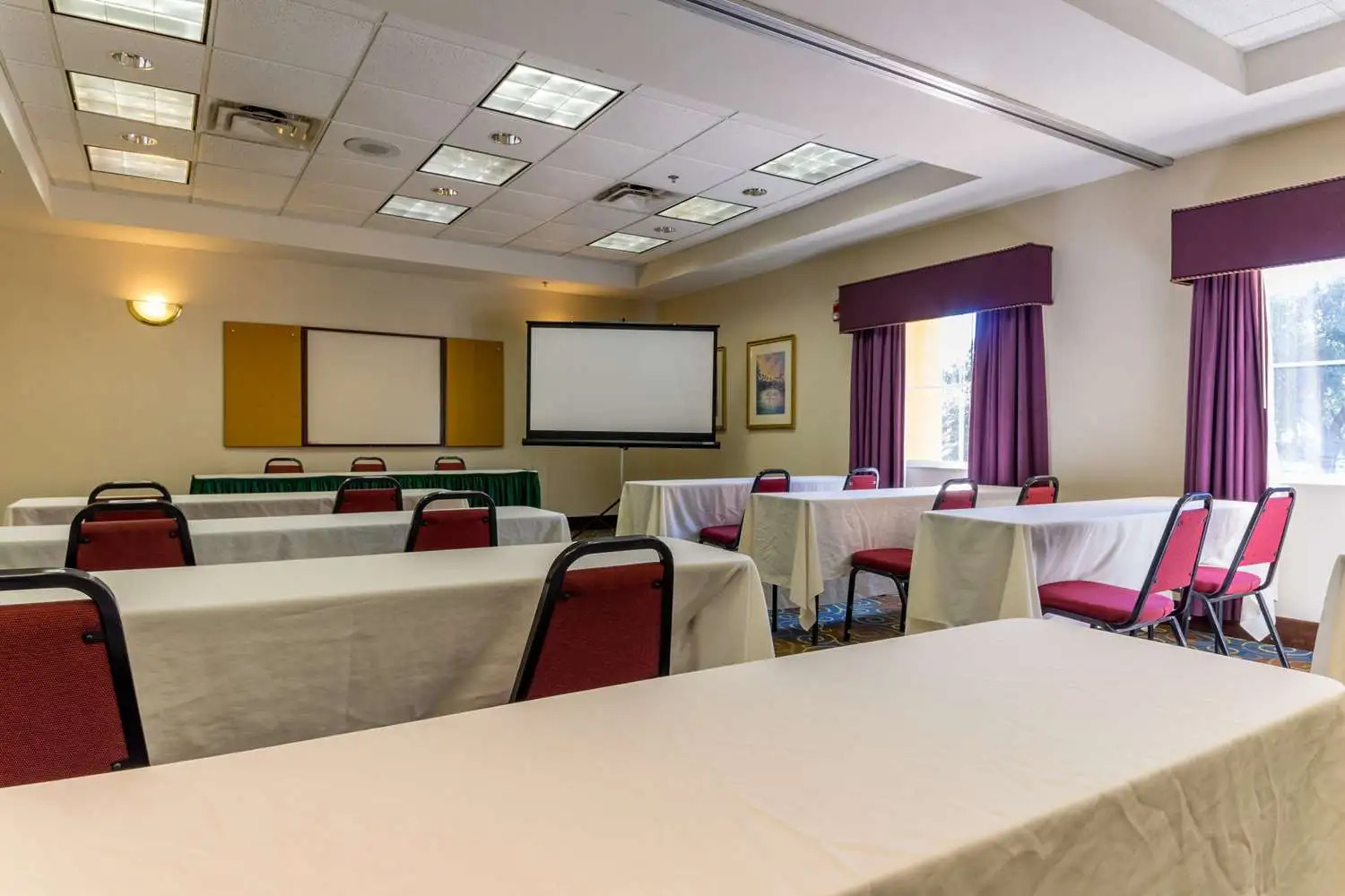 Foto - SureStay Plus by Best Western Orlando Lake Buena Vista