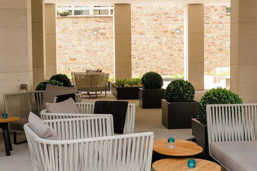 Photo - Motel One Stuttgart-Bad Cannstatt