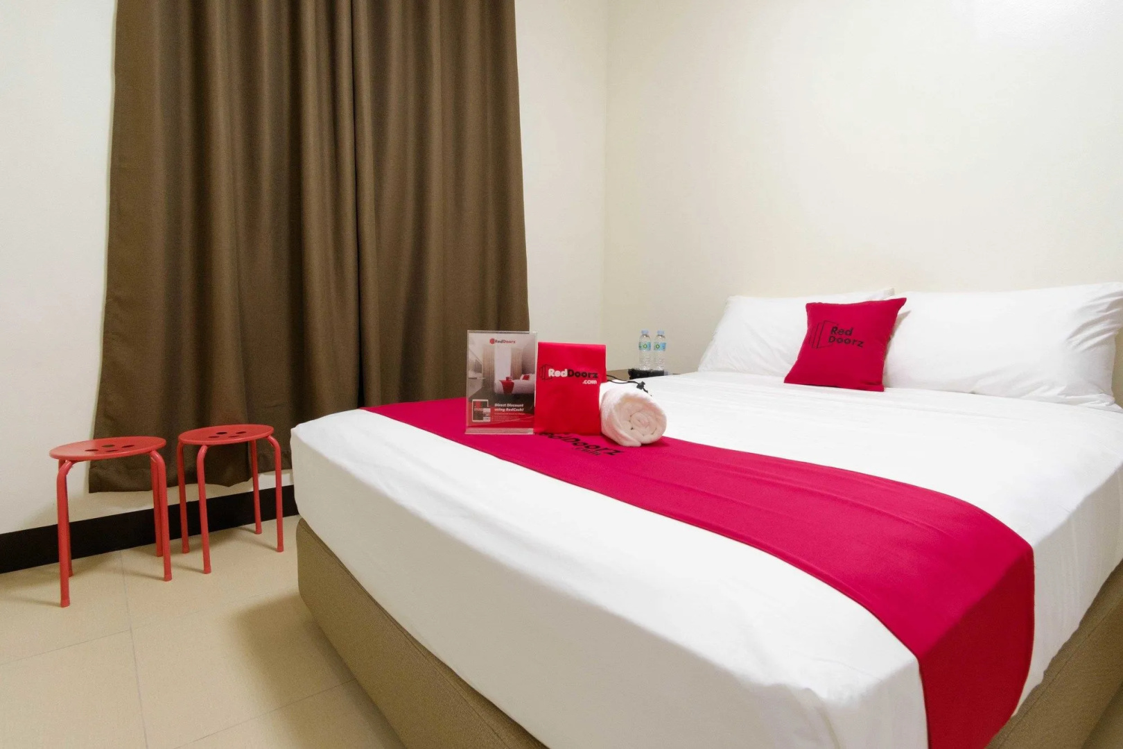 Foto - RedDoorz Plus at EDSA Congressional
