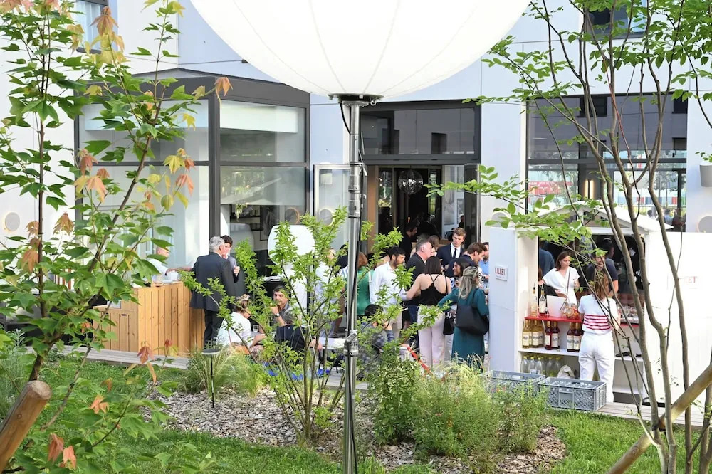 Photo - The Ruck Hotel