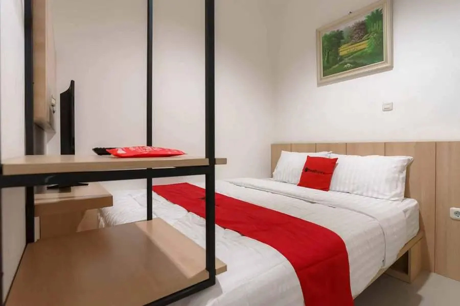 Foto - RedDoorz near Seasons City Mall 3